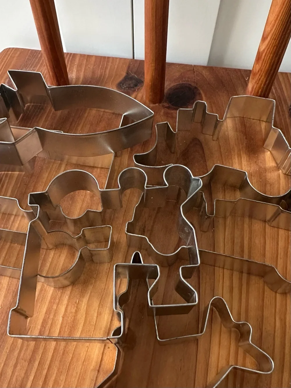 Williams-Sonoma Wheels Wings & Other Great Things Cookie 8 Cutters 2005